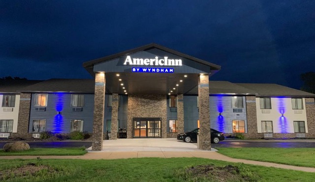 AmericInn by Wyndham Prairie du Chien