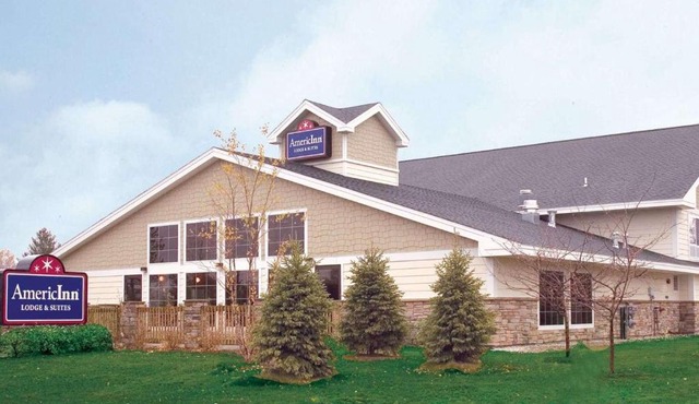 AmericInn by Wyndham Charlevoix