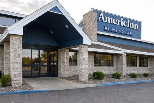 AmericInn by Wyndham Fergus Falls Conference Center