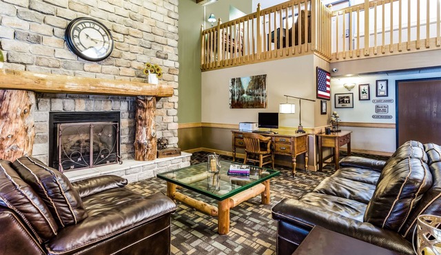 AmericInn by Wyndham Hampton