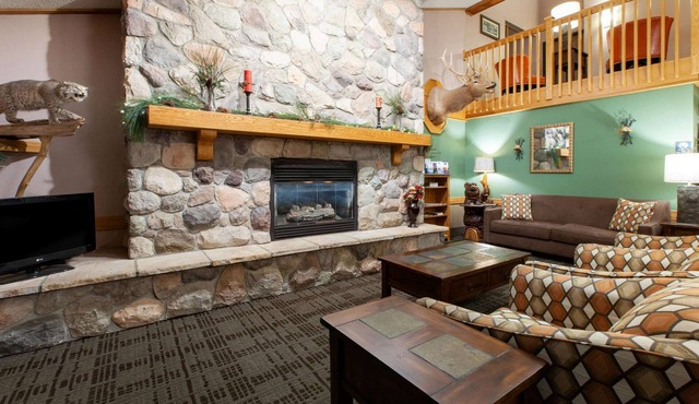 AmericInn by Wyndham Iron River