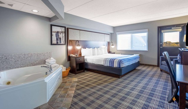 AmericInn by Wyndham Madison South