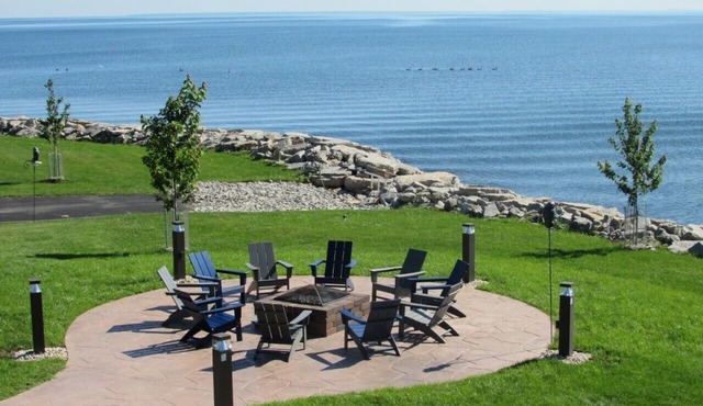 AmericInn by Wyndham Menominee