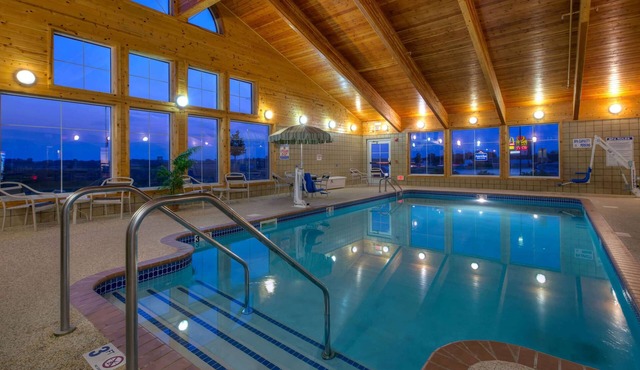 AmericInn by Wyndham Newton