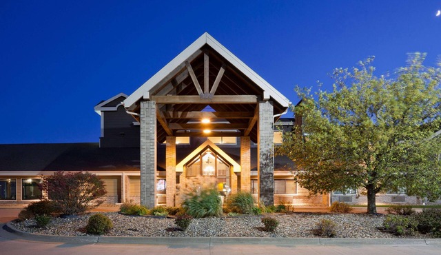 AmericInn by Wyndham Osceola