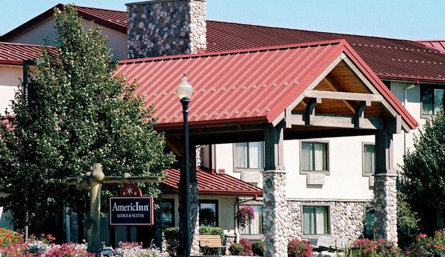 AmericInn by Wyndham Oswego