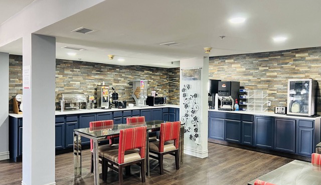 Americinn By Wyndham Rawlins