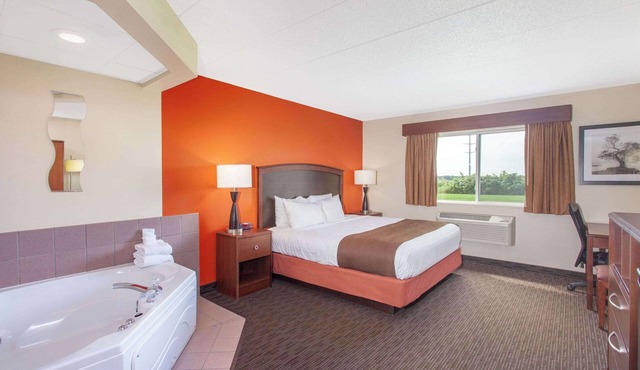 AmericInn by Wyndham St. Cloud MN I-94