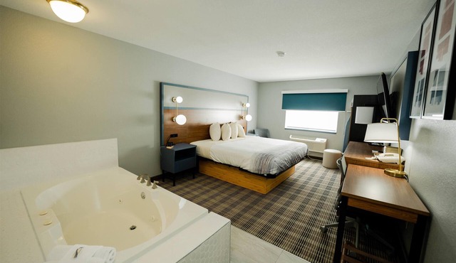 AmericInn by Wyndham Tomahawk