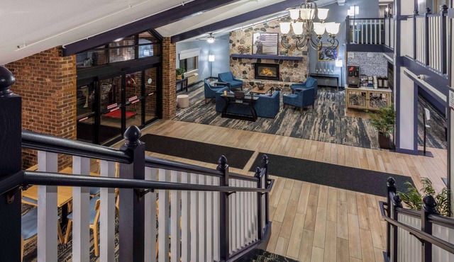 AmericInn by Wyndham North Branch