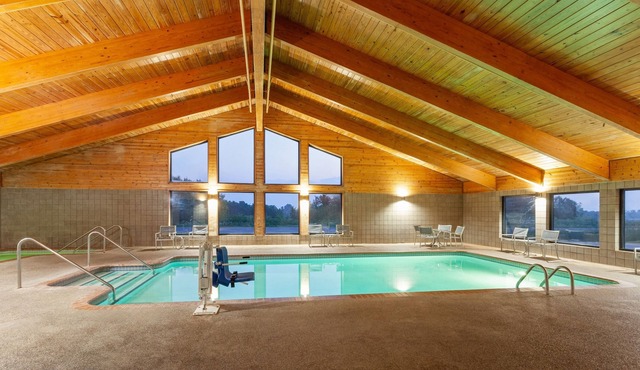 AmericInn by Wyndham West Salem