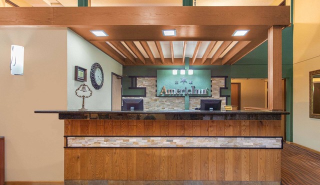 AmericInn by Wyndham West Bend