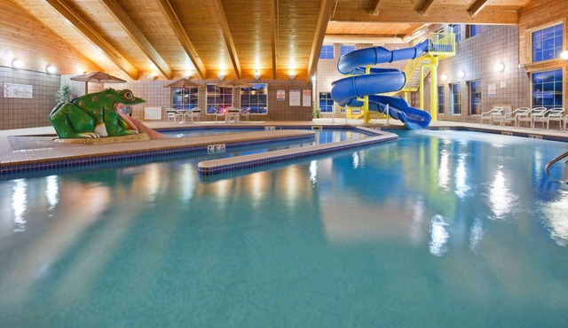 AmericInn by Wyndham Wetmore Munising