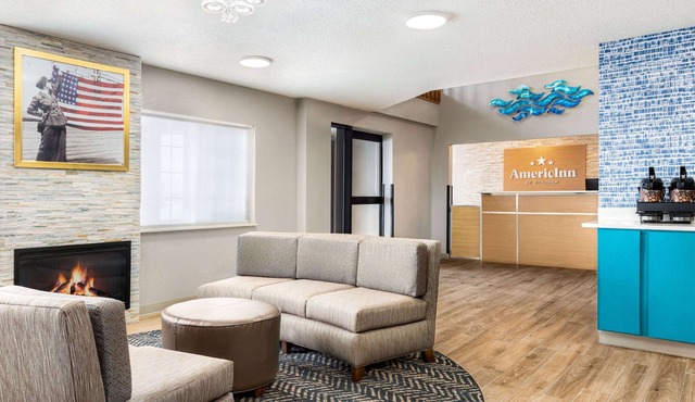 AmericInn by Wyndham Williamsburg