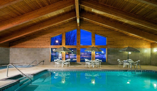 AmericInn by Wyndham Worthington