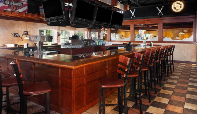 AmericInn & Suites By Wyndham Baraboo Event Center