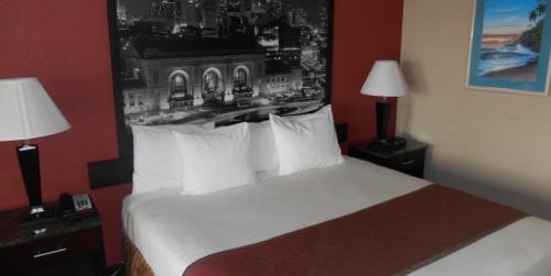 AmeriStay Inn St Joseph