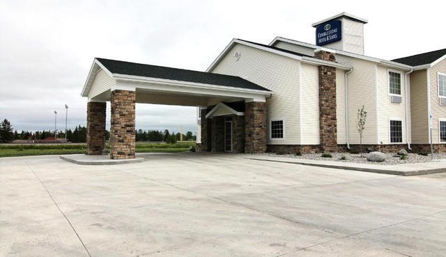 AmeriVu inn and Suites - Crookston