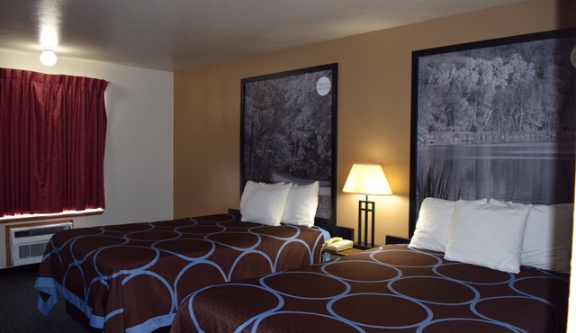 AmeriVu Inn & Suites