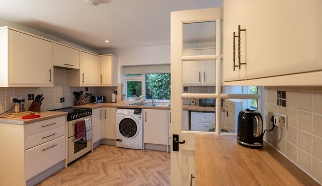 Ames Cottage - Countryside View