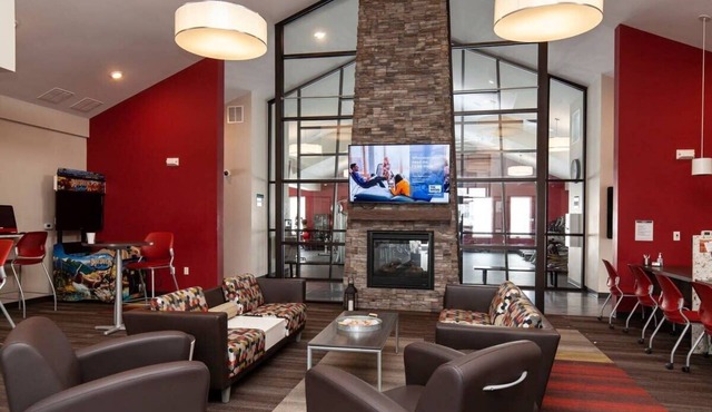 Ames Getaway 4BR Close to All with Pool