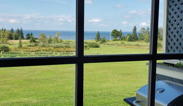 Amherst Shore Country Inn