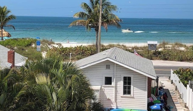 AMI Sunset Beach - Gulf View Retreat w/Pool+Decks