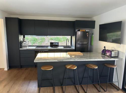 Among The Trees Guest Suite