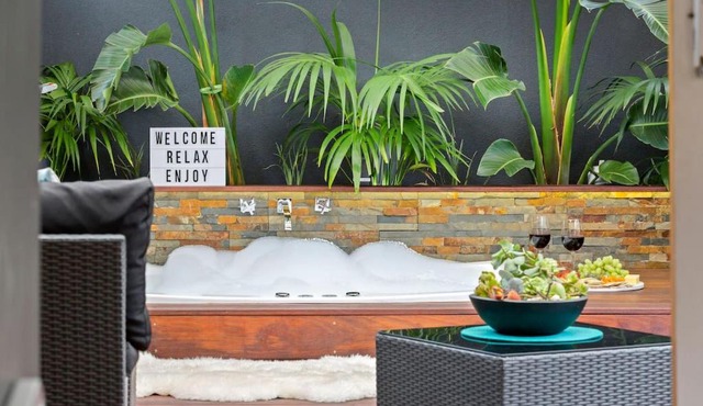 AMORE A Tranquil Retreat with Couples Spa