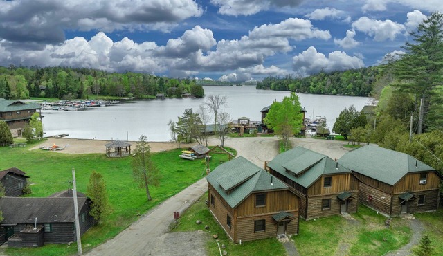 Ampersand | Beech Cabin
