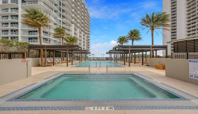 AMRIT SPRING/SUMMER SPECIAL! Luxury Beachfront Resort/Condo 3/3