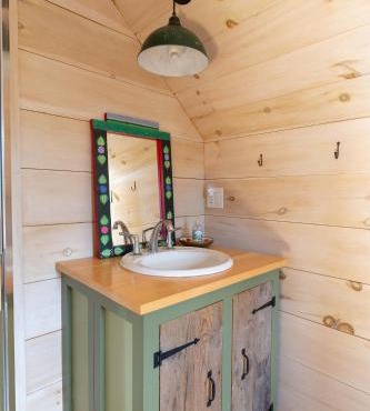 An Absolutely Gorgeous Vermont Cottage