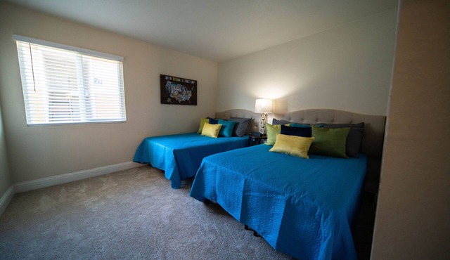 An Admirable Apartment Family Stays Welcome!