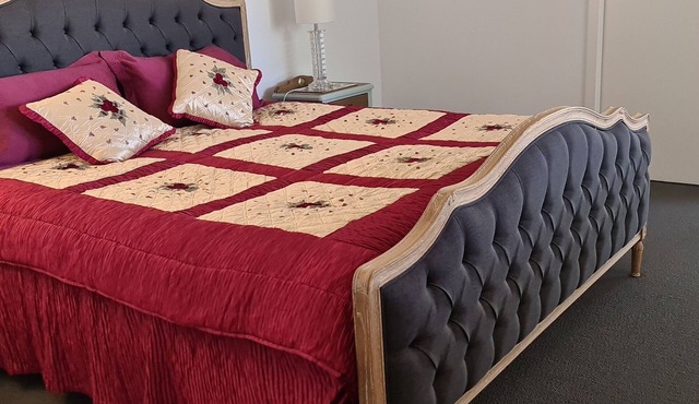 An adorable 1 bedroom suite in Tongala named EN GEDI