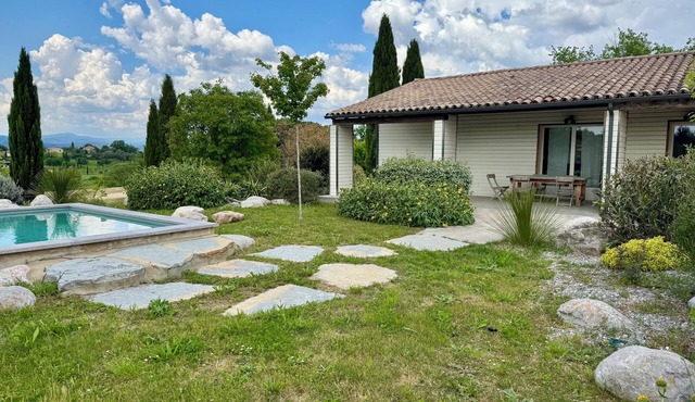 An atypical stay in the sun, view on the countryside, calm, ballade and petanque