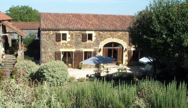 An attractive, comfortable converted barn close to the sites of the Dordogne