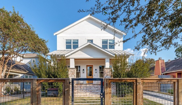 An Elevated Vision of Modern Living in Historic Greater Houston Heights