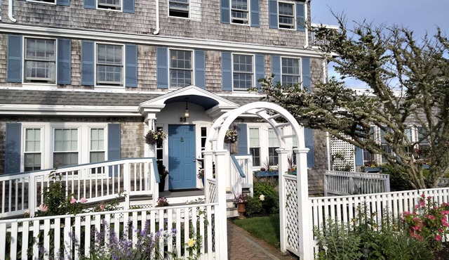 An English Garden Bed & Breakfast