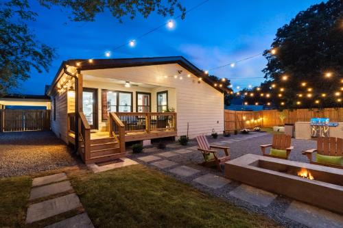 An Entertainment Oasis Near The Battery, Sleeps 10