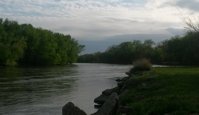 An Escape on the Wapsipinicon River for the Outdoorsman