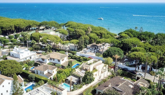 An Exquisite Mediterranean Villa