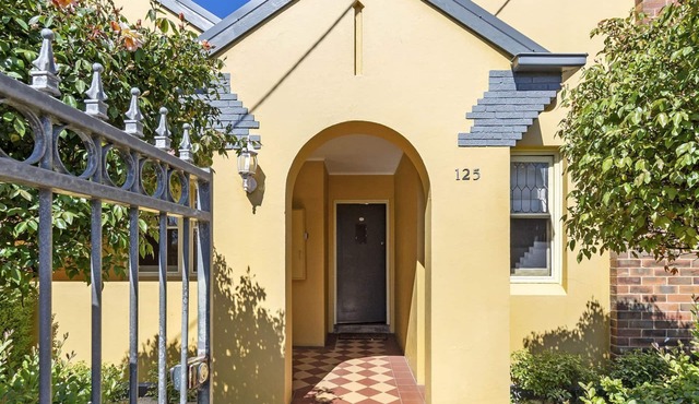 An inviting centrally located retreat