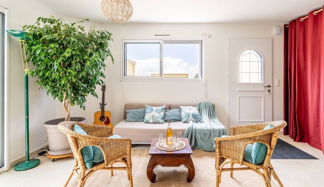 An Oasis for True Relaxation Between Nature and Ocean