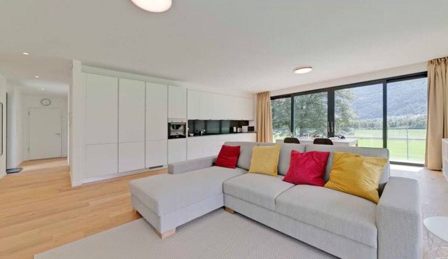 An oasis of peace in nature (Orione 01 Residenza Ticino)