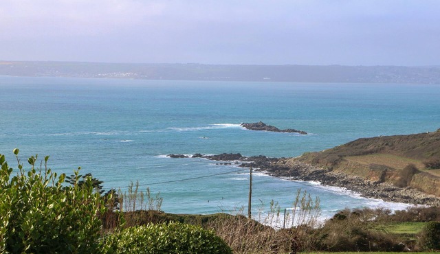 AN SKYBER, family friendly, character holiday cottage in Perranuthnoe