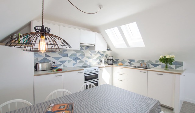 An ‘up-side down’ holiday home just 15 minutes’ walk to a golden, sandy beach.