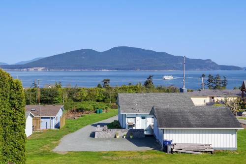 Anacortes Home w/Views of Puget Sound