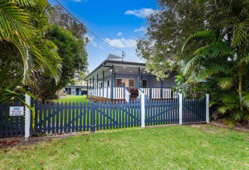 Anais Hat Head 5 Bedroom House 10 Guests