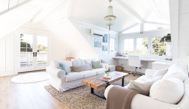 Anavo Farm's Stylish Sheep Retreat