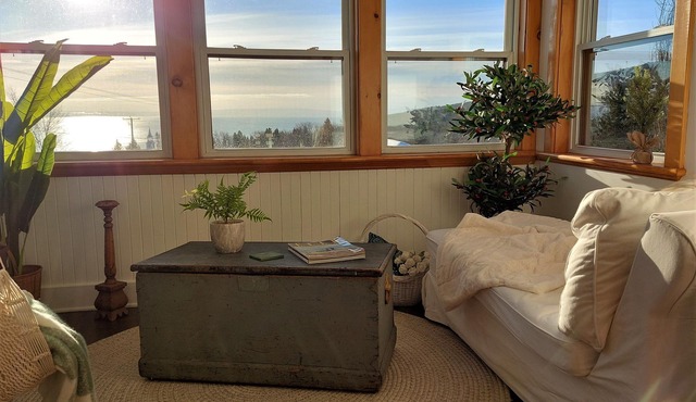 Ancestral home, Charlevoix - Saint-Irénée Beach & St. Lawrence River view